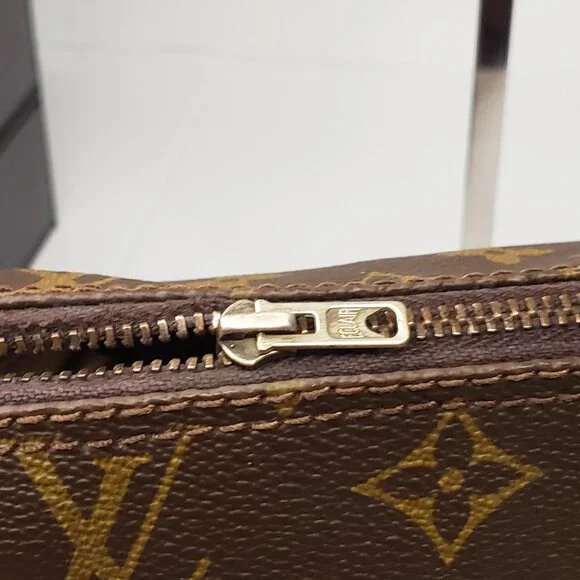 Louis Vuitton Mini Papillon Pouch  Monogram lux150-092625 - Picture 14 of 16